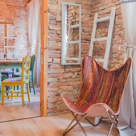 Apartment At The Folklore Bratislava